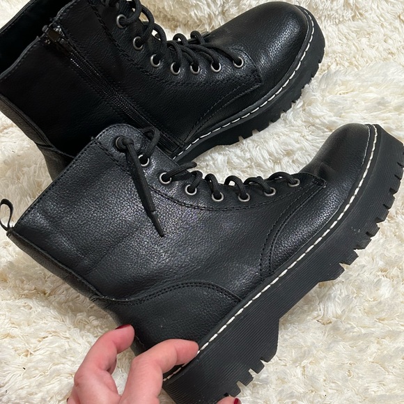 ๐ฅCาาOาาMาาBาาAาาTาา าBาาOาาOาาTาาSาา ๐ฅ - Picture 6 of 7